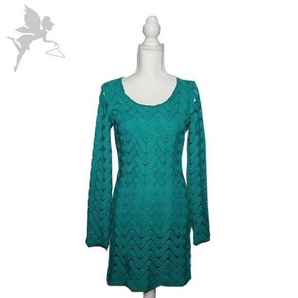 FREE PEOPLE Chevron pattern open back dress - Picture 1 of 7